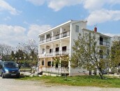 Apartmani Kamp Vesna - Starigrad