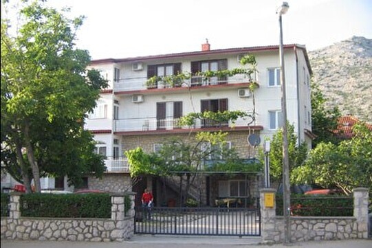 Apartmani Diana